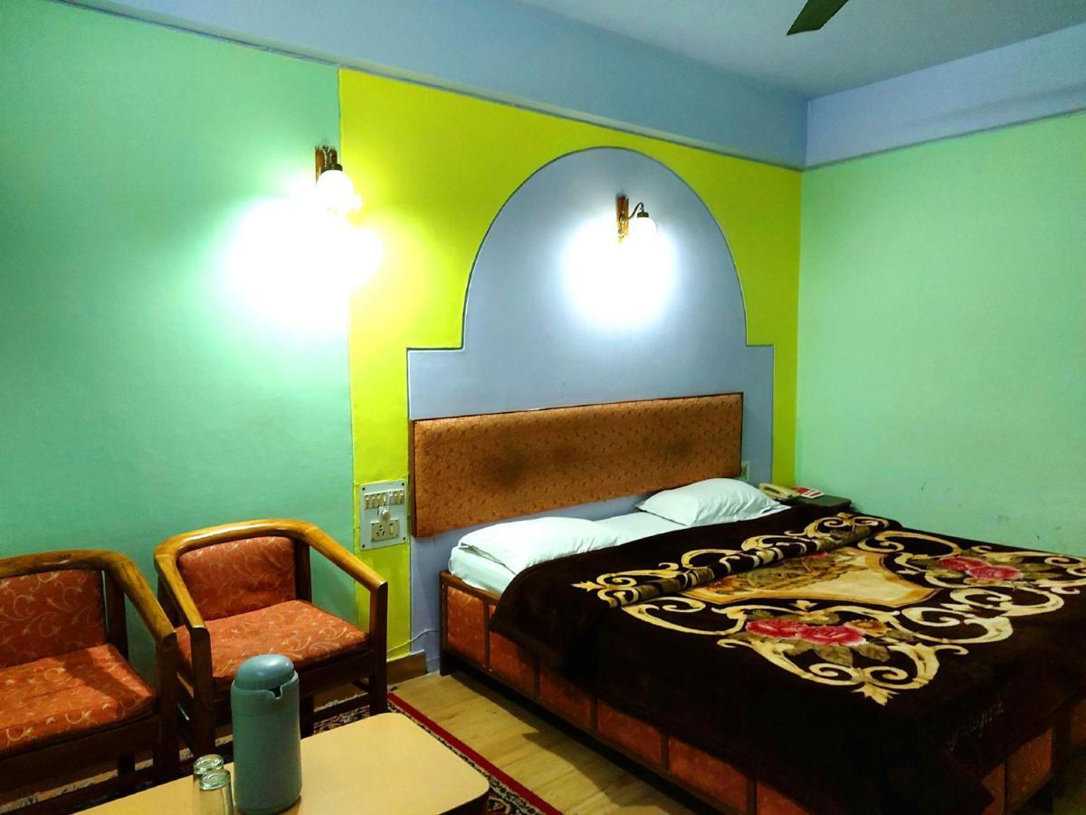 Goroomgo Radha Continental Nainital Eksteriør bilde
